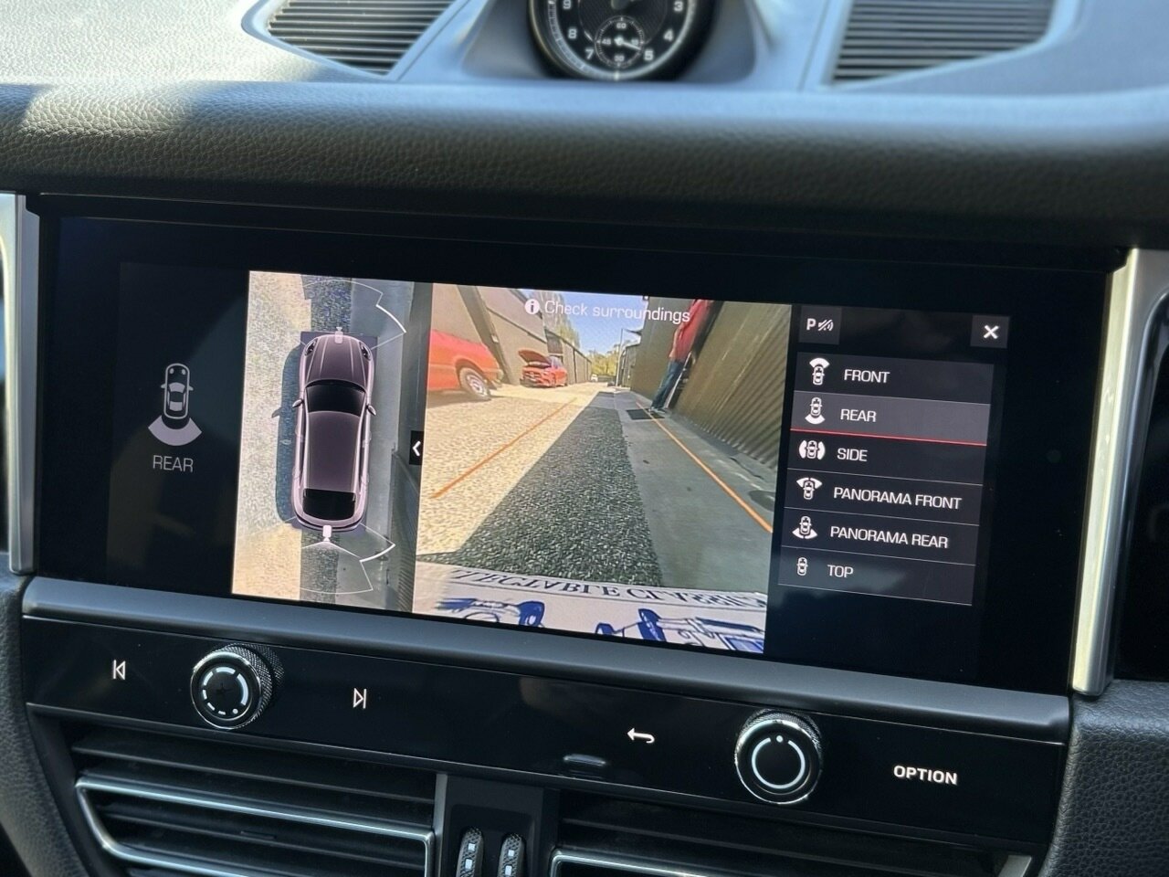 2021 PORSCHE MACAN 95B MY22 7 SP AUTO DUAL CLUTCH 4D WAGON