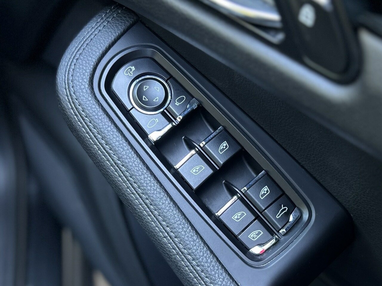 2021 PORSCHE MACAN 95B MY22 7 SP AUTO DUAL CLUTCH 4D WAGON