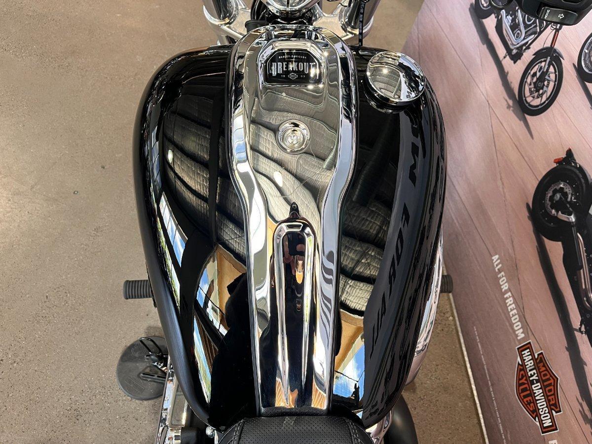 2025 HARLEY-DAVIDSON FXBR BREAKOUT (117) CRUISER