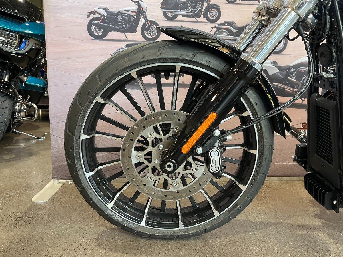 2025 HARLEY-DAVIDSON FXBR BREAKOUT (117) CRUISER