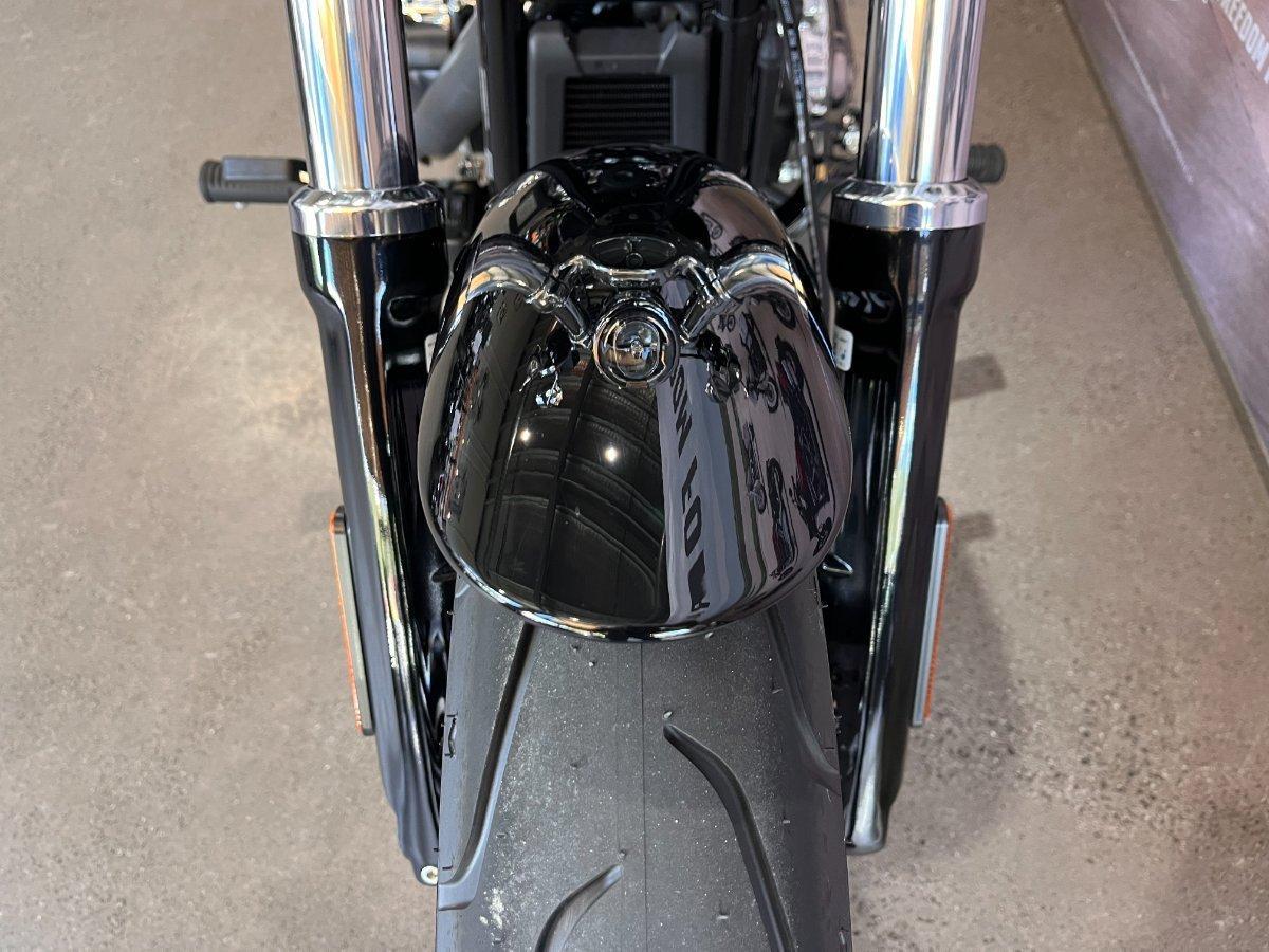 2025 HARLEY-DAVIDSON FXBR BREAKOUT (117) CRUISER
