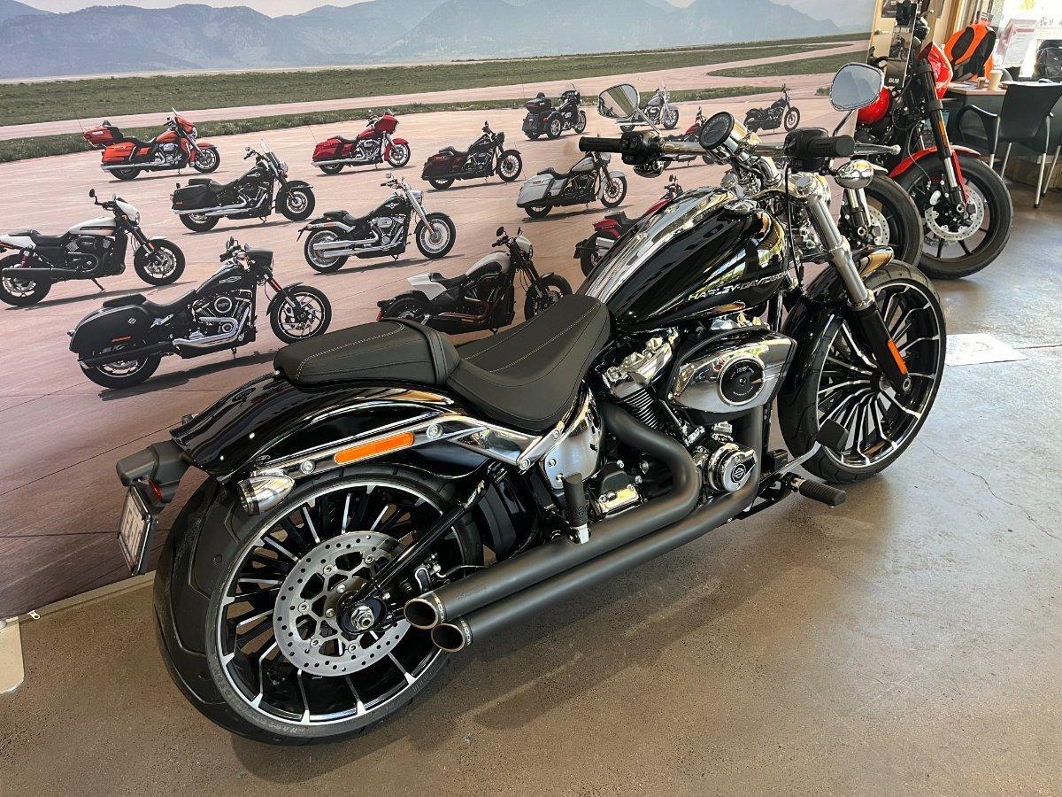 2025 HARLEY-DAVIDSON FXBR BREAKOUT (117) CRUISER