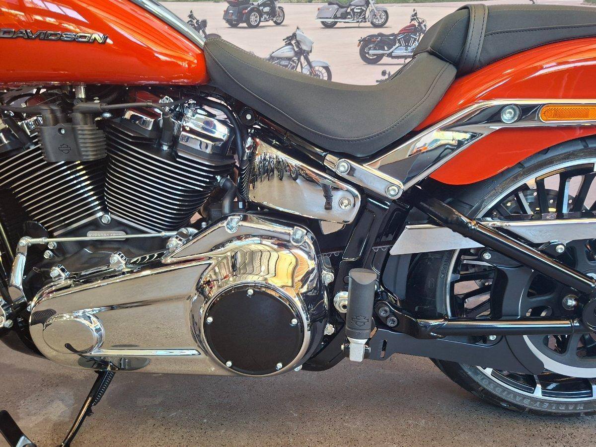 2026 HARLEY-DAVIDSON FXBR BREAKOUT (117) CRUISER