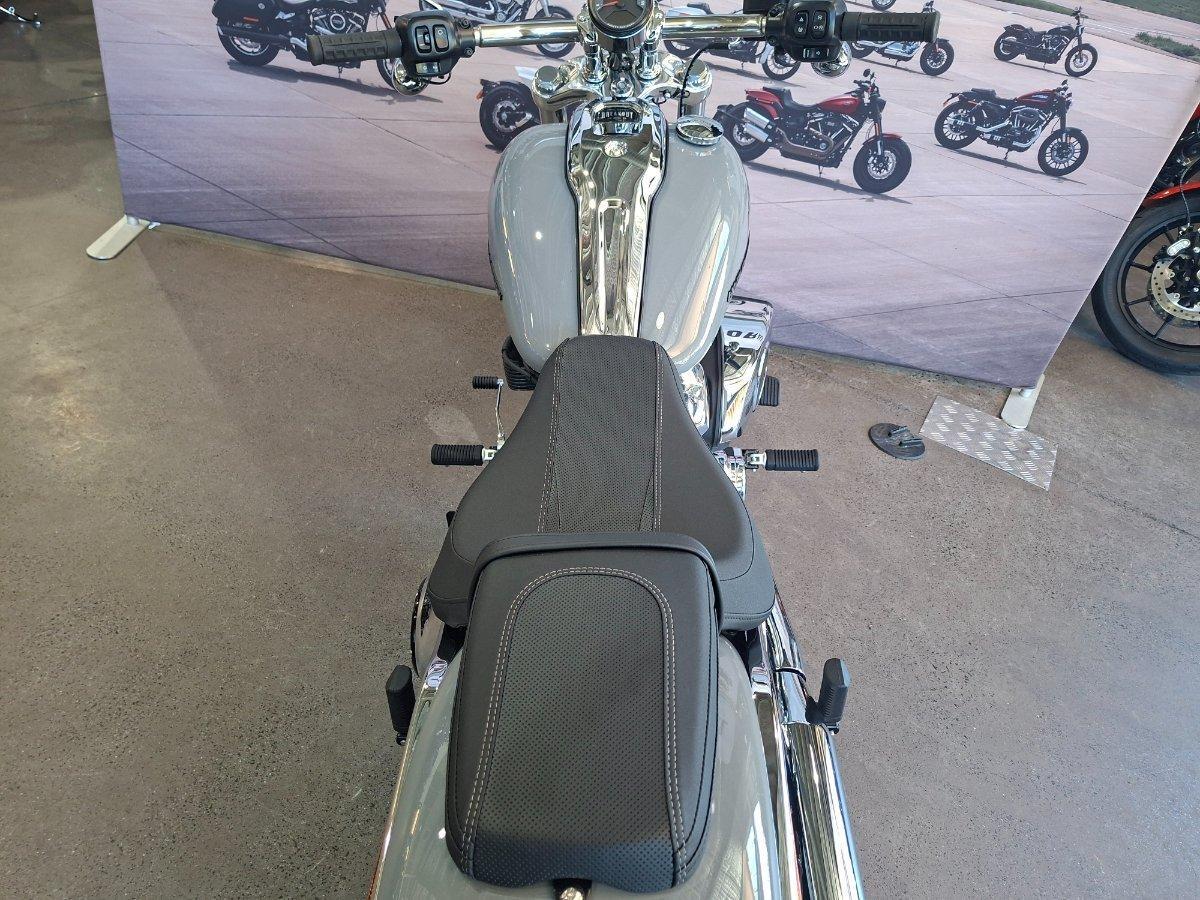 2026 HARLEY-DAVIDSON FXBR BREAKOUT (117) CRUISER