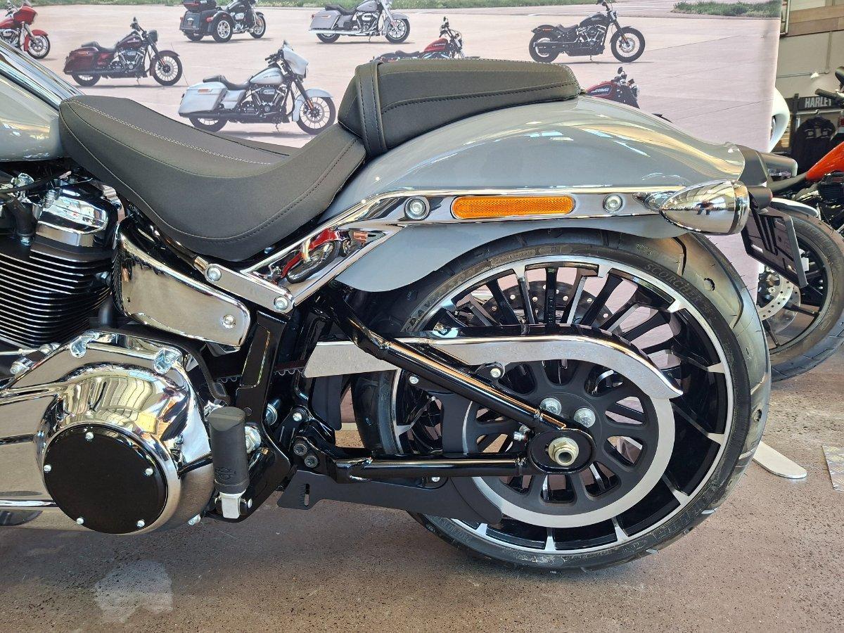 2026 HARLEY-DAVIDSON FXBR BREAKOUT (117) CRUISER