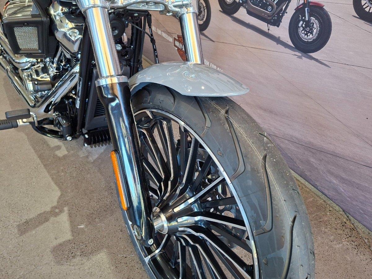 2026 HARLEY-DAVIDSON FXBR BREAKOUT (117) CRUISER