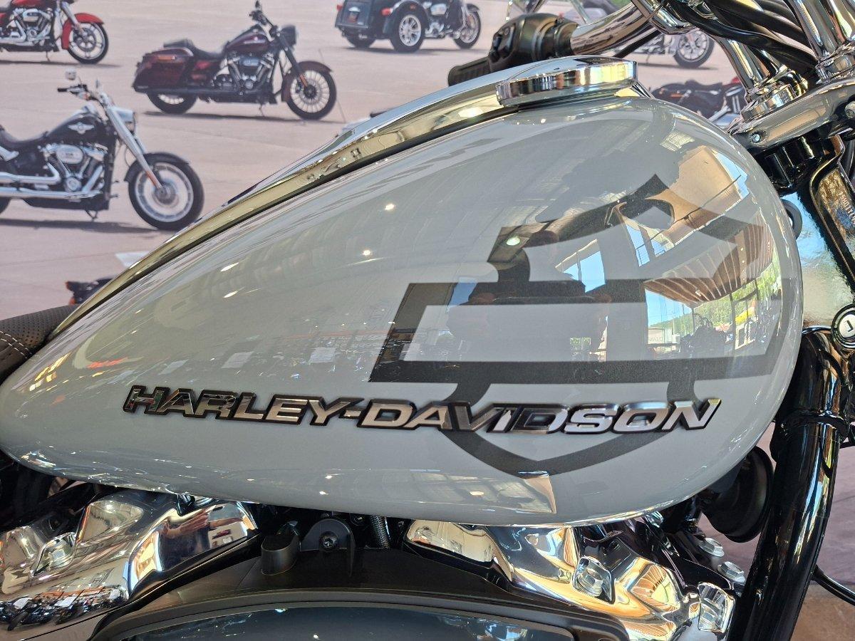 2026 HARLEY-DAVIDSON FXBR BREAKOUT (117) CRUISER