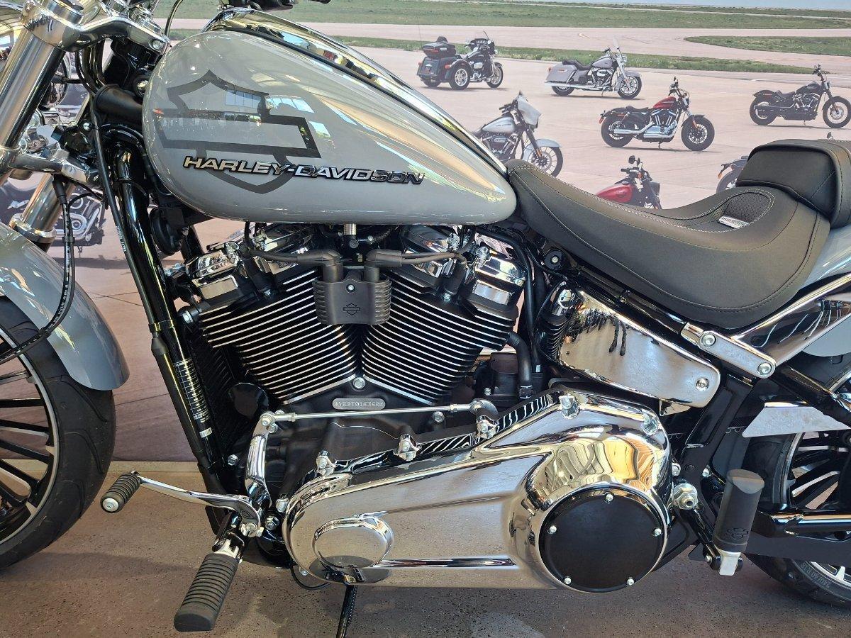 2026 HARLEY-DAVIDSON FXBR BREAKOUT (117) CRUISER