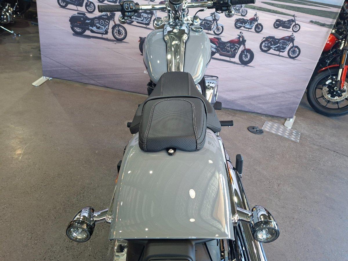 2026 HARLEY-DAVIDSON FXBR BREAKOUT (117) CRUISER