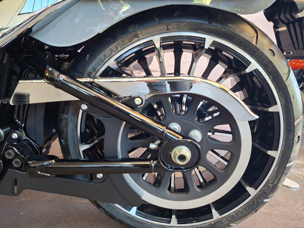 2026 HARLEY-DAVIDSON FXBR BREAKOUT (117) CRUISER