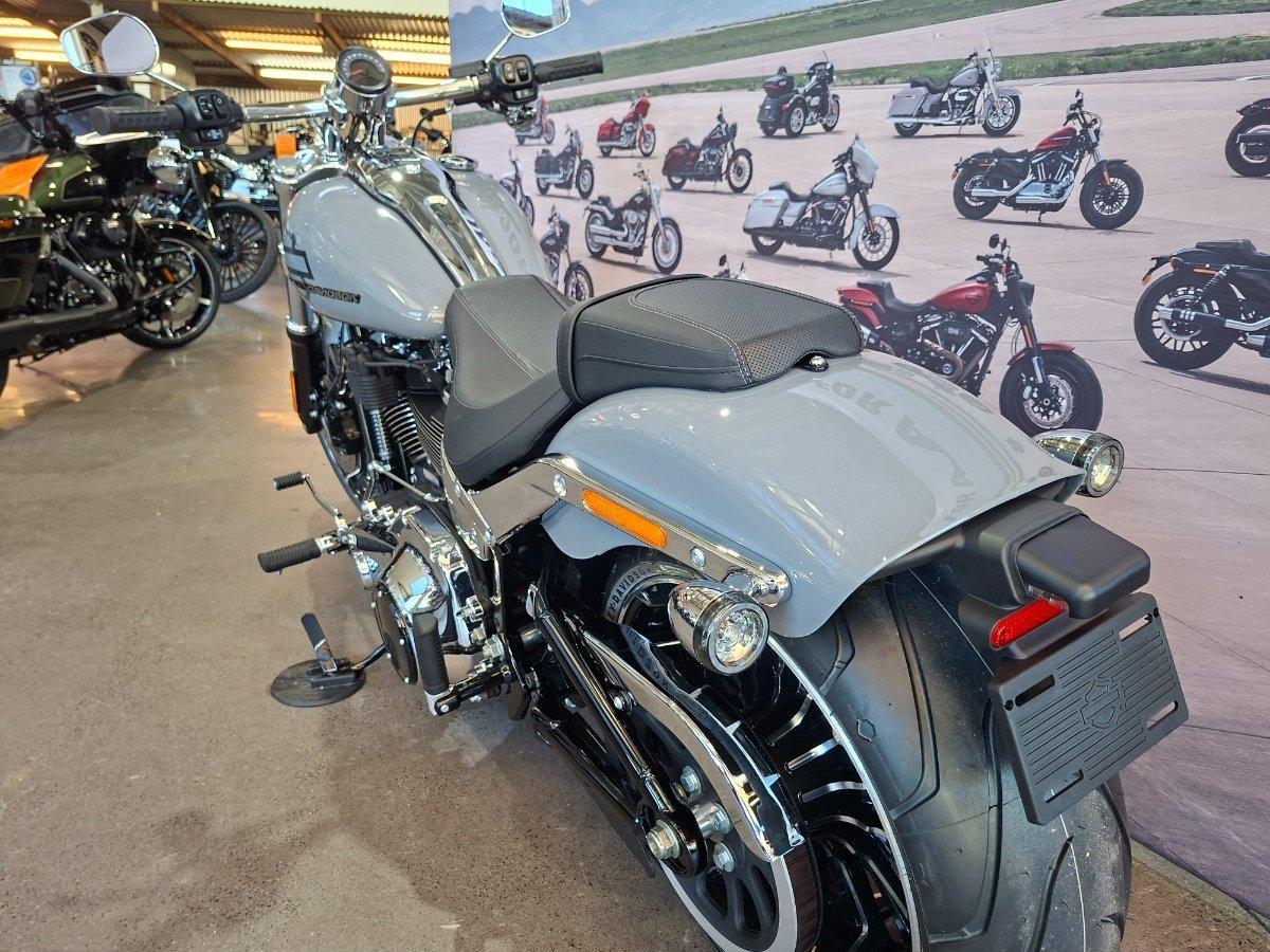 2026 HARLEY-DAVIDSON FXBR BREAKOUT (117) CRUISER