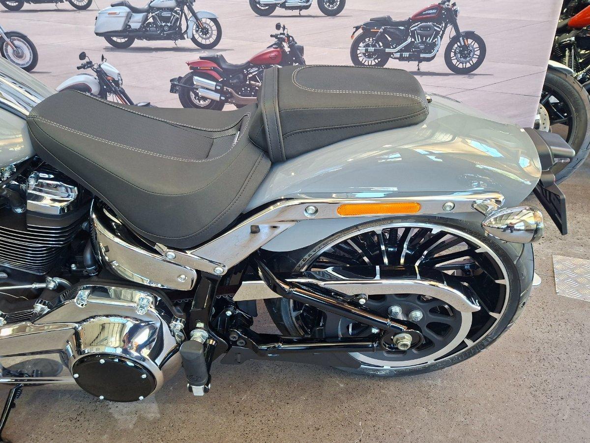 2026 HARLEY-DAVIDSON FXBR BREAKOUT (117) CRUISER