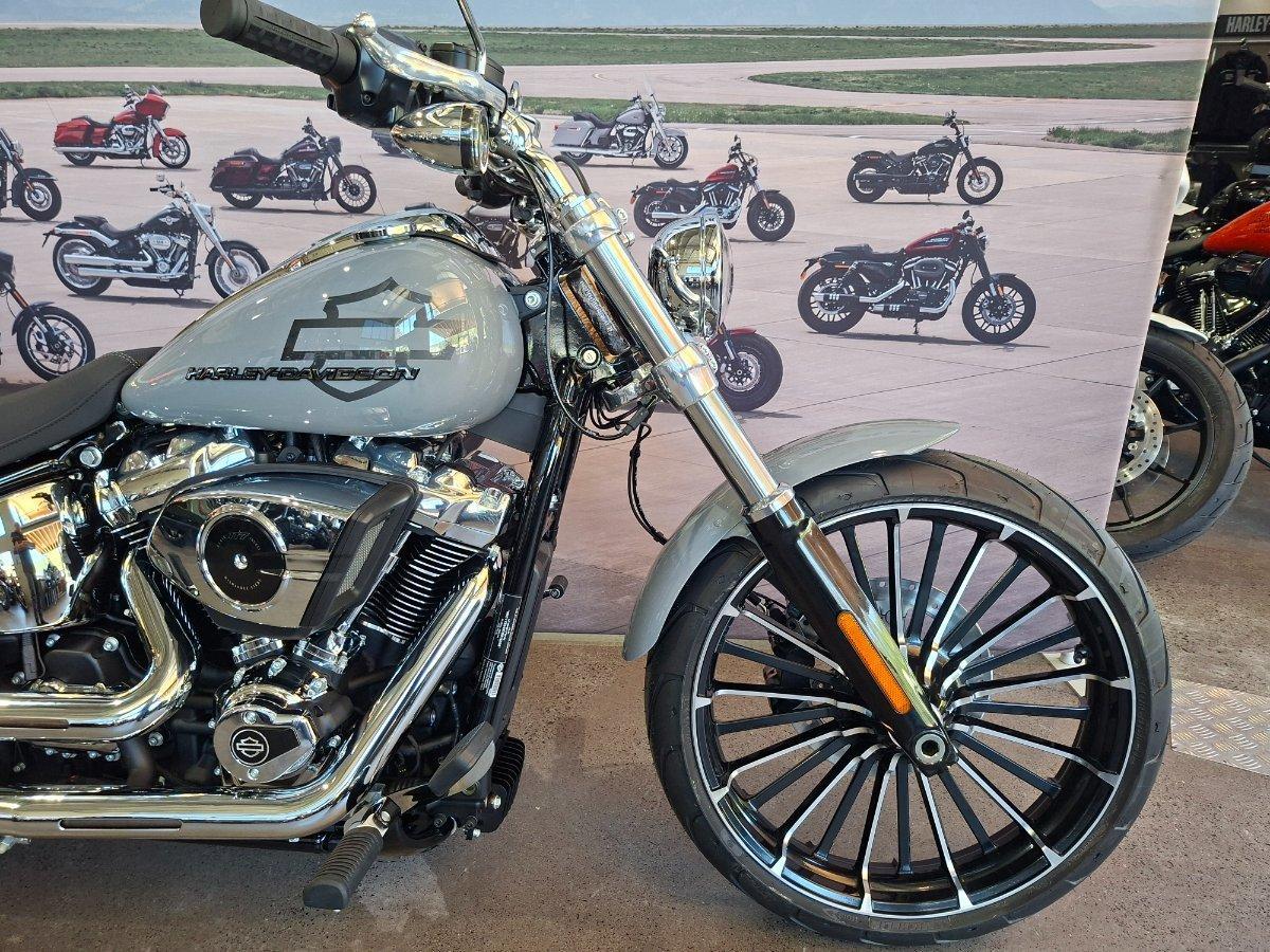 2026 HARLEY-DAVIDSON FXBR BREAKOUT (117) CRUISER