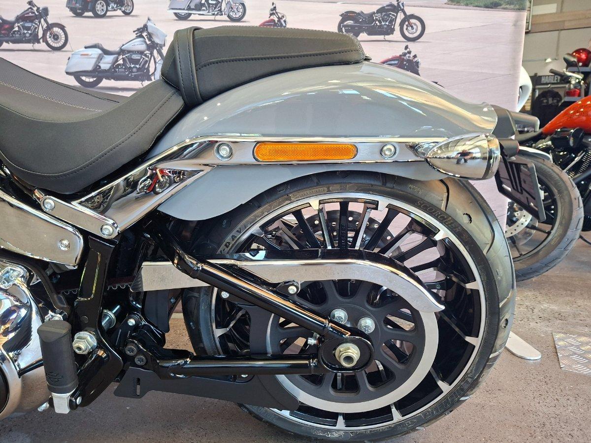 2026 HARLEY-DAVIDSON FXBR BREAKOUT (117) CRUISER