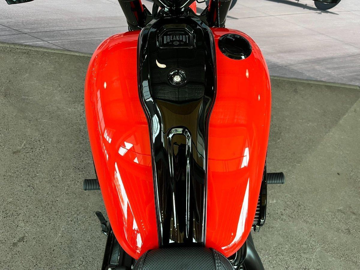 2026 HARLEY-DAVIDSON FXBR BREAKOUT (117) CRUISER