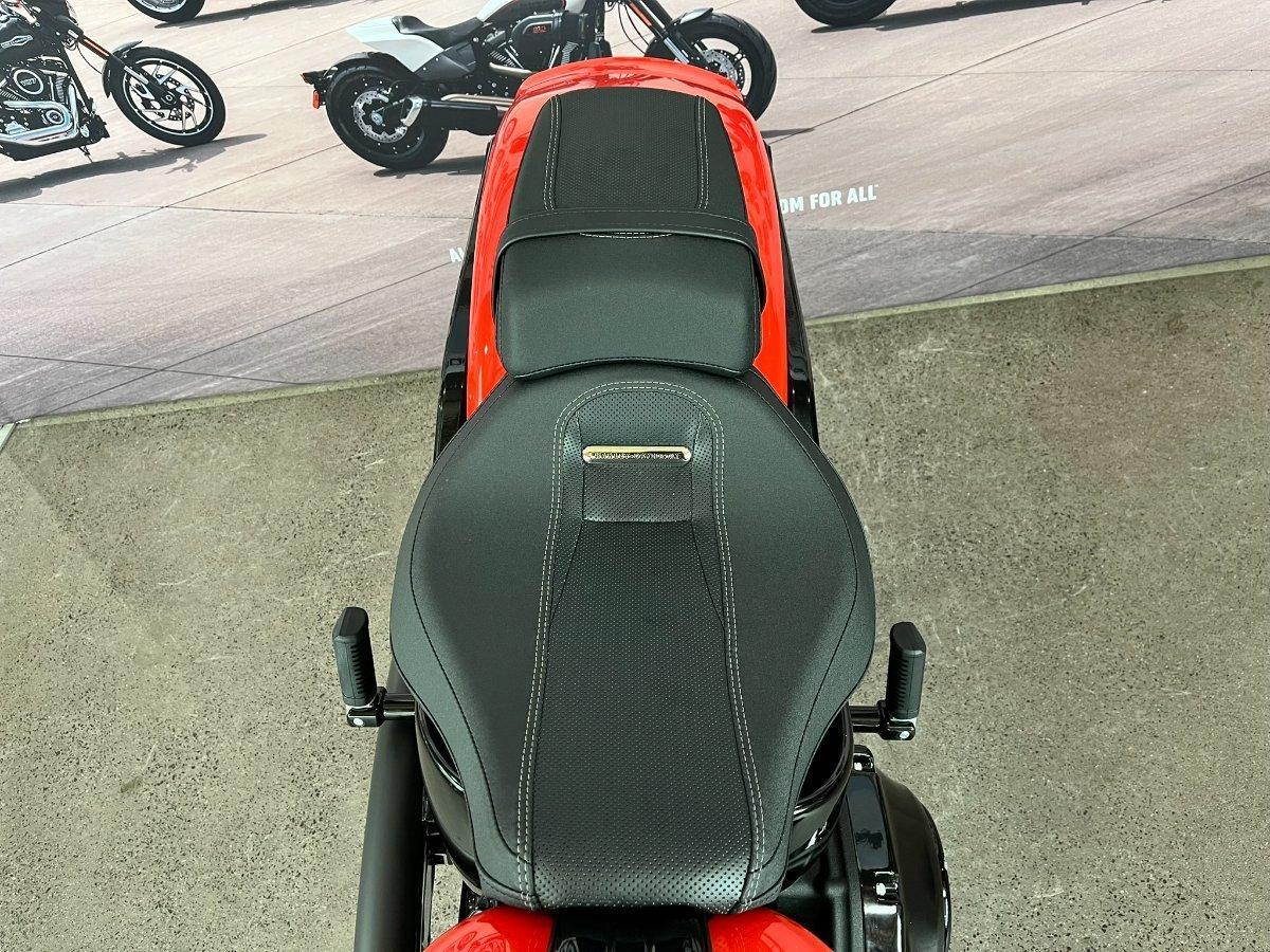 2026 HARLEY-DAVIDSON FXBR BREAKOUT (117) CRUISER
