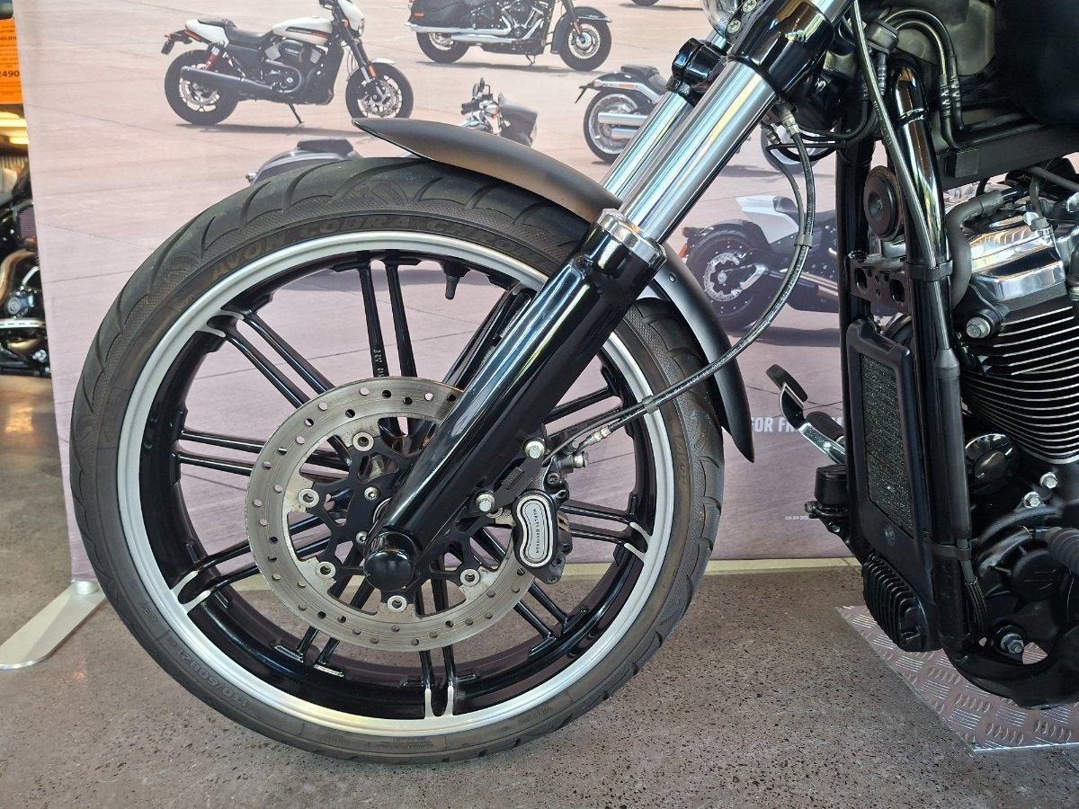 2018 HARLEY-DAVIDSON FXBRS BREAKOUT CRUISER