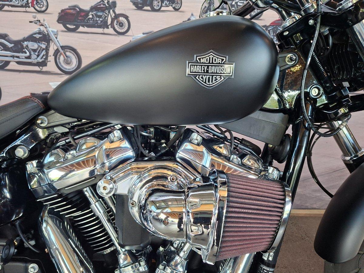 2018 HARLEY-DAVIDSON FXBRS BREAKOUT CRUISER
