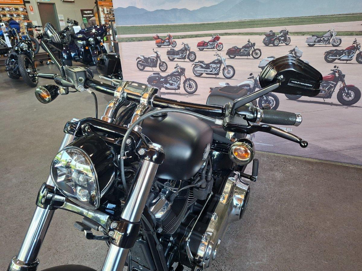 2018 HARLEY-DAVIDSON FXBRS BREAKOUT CRUISER
