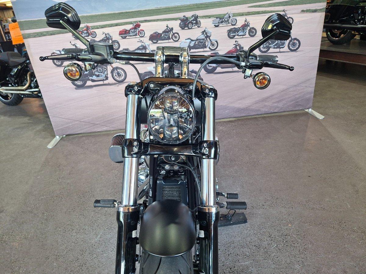 2018 HARLEY-DAVIDSON FXBRS BREAKOUT CRUISER