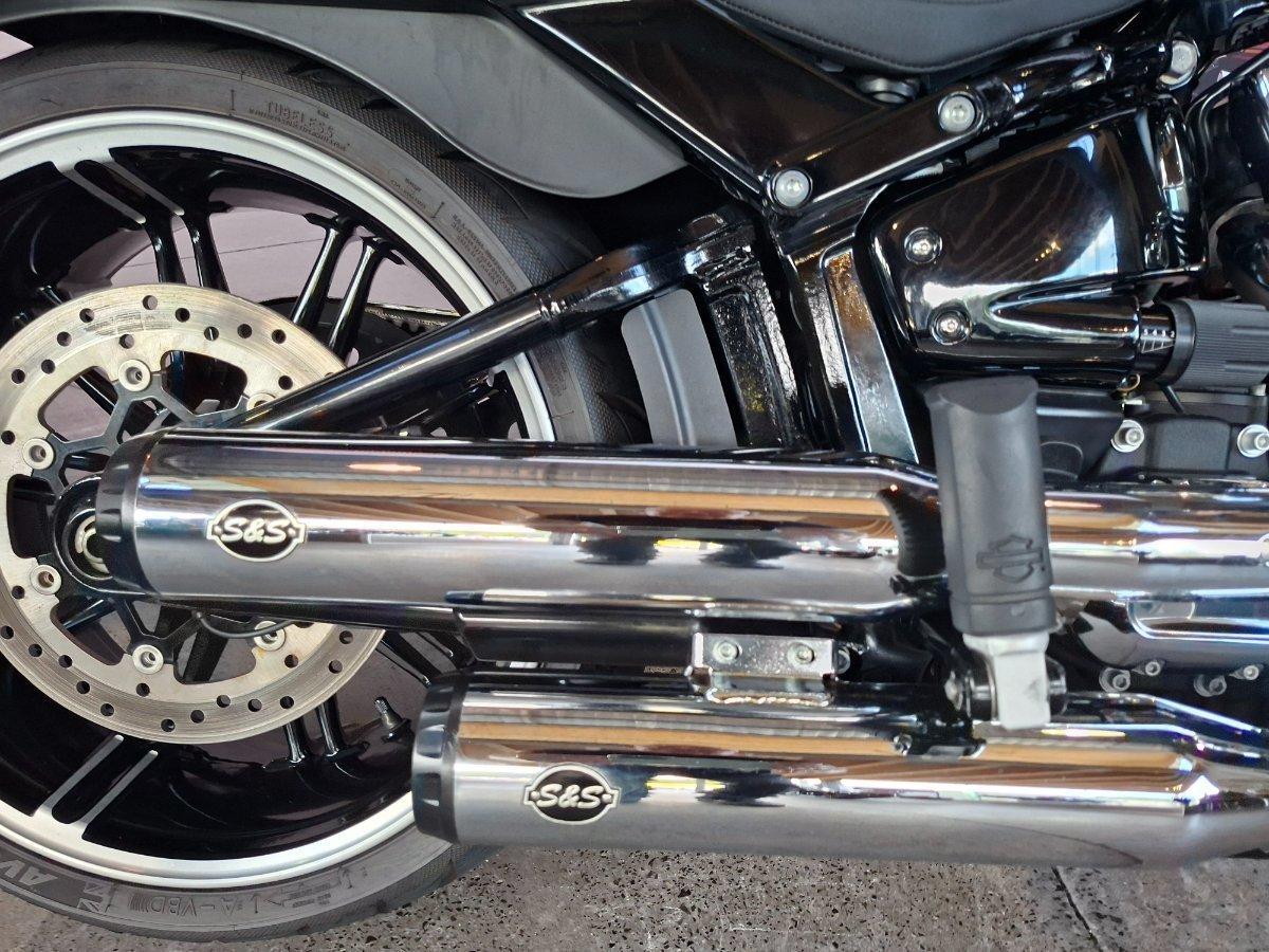 2018 HARLEY-DAVIDSON FXBRS BREAKOUT CRUISER