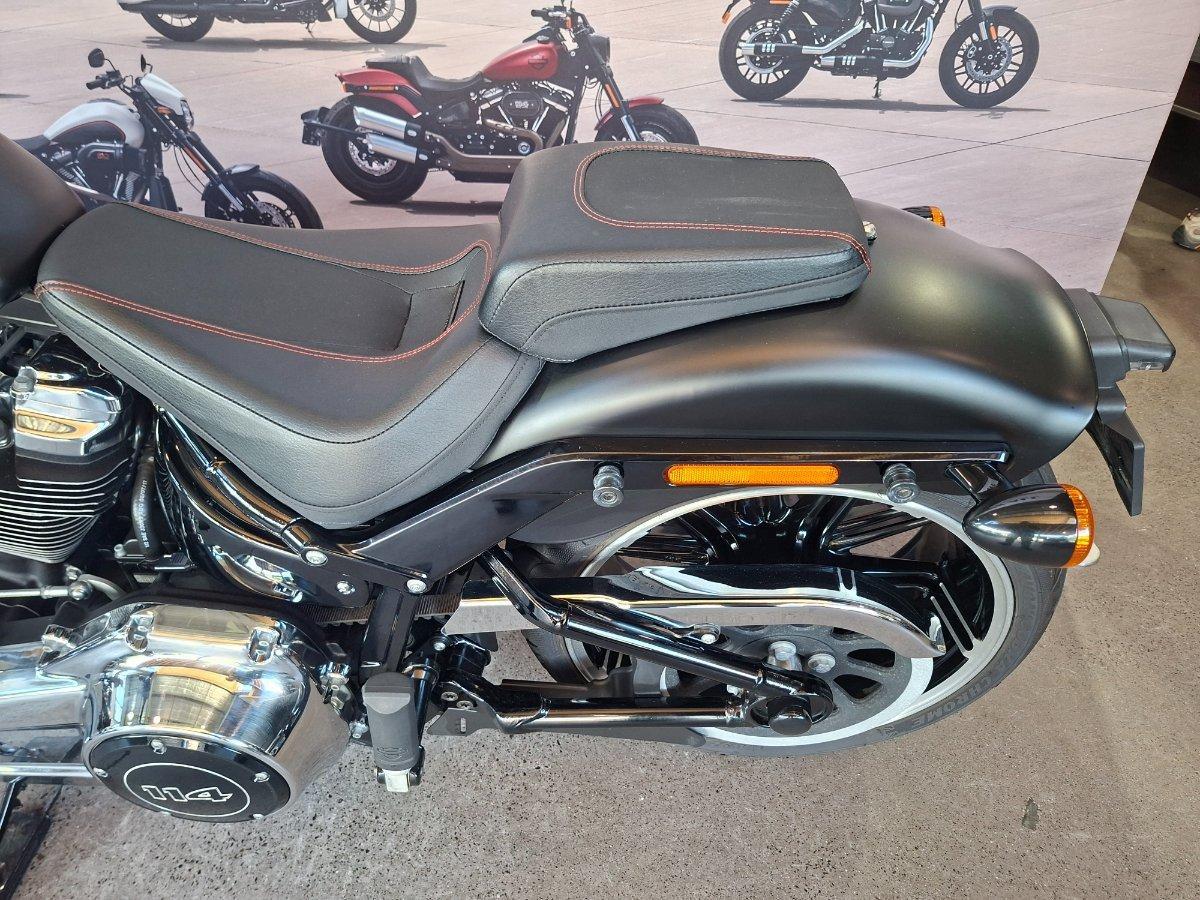 2018 HARLEY-DAVIDSON FXBRS BREAKOUT CRUISER