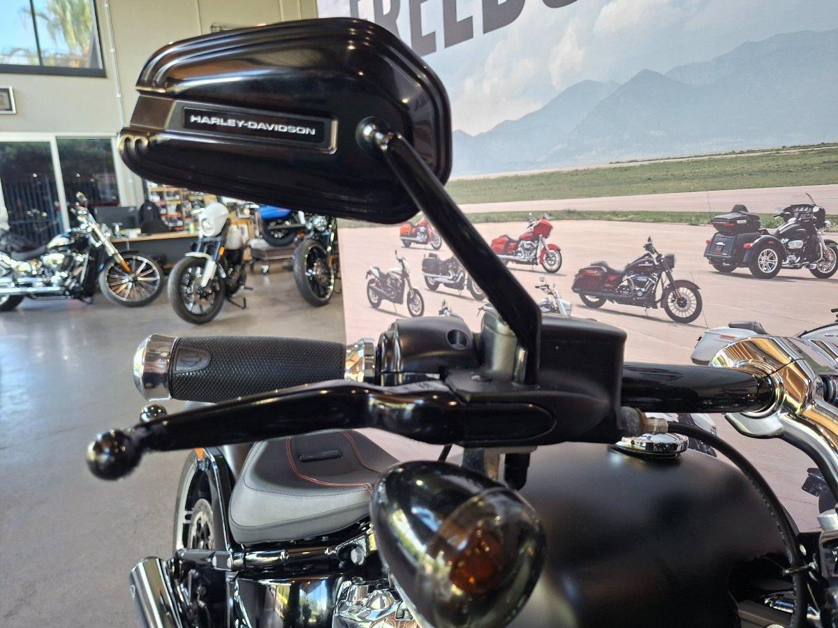 2018 HARLEY-DAVIDSON FXBRS BREAKOUT CRUISER