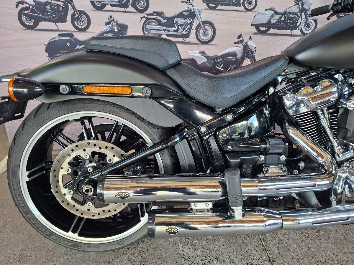 2018 HARLEY-DAVIDSON FXBRS BREAKOUT CRUISER