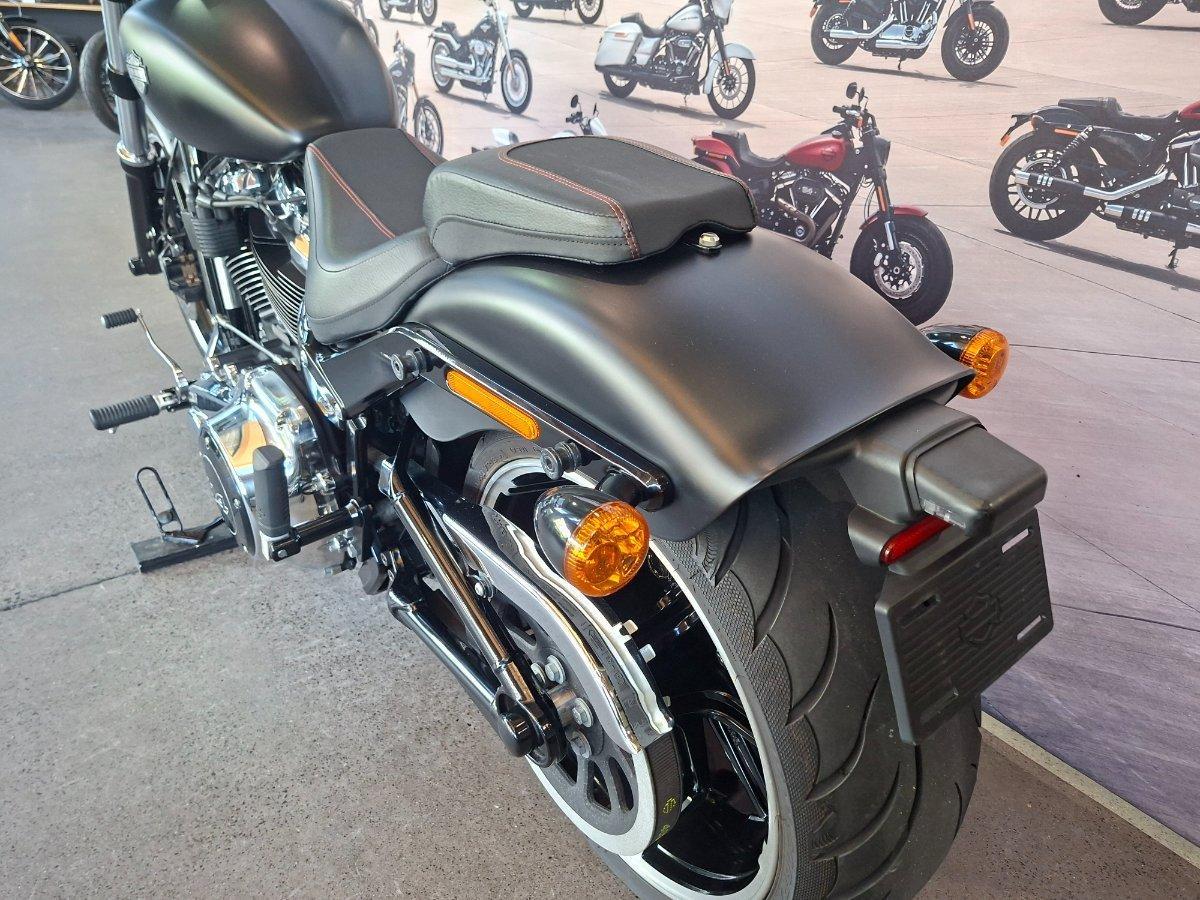 2018 HARLEY-DAVIDSON FXBRS BREAKOUT CRUISER
