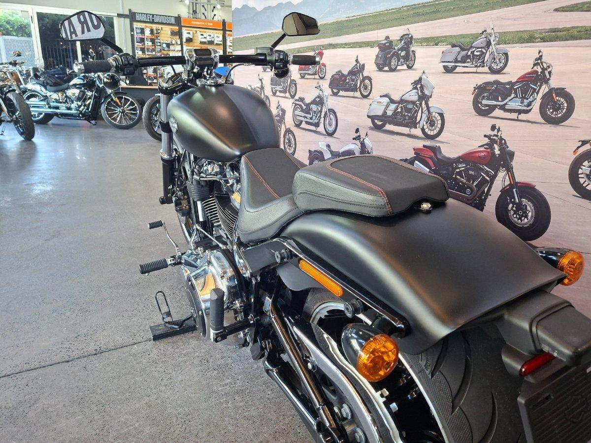 2018 HARLEY-DAVIDSON FXBRS BREAKOUT CRUISER