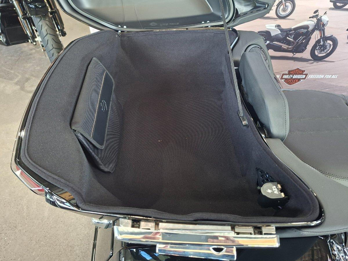 2026 HARLEY-DAVIDSON FLHLT STREET GLIDE 3 LTD (117) CRUISER