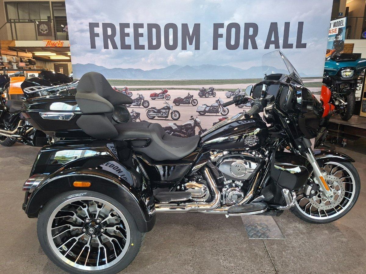 2026 HARLEY-DAVIDSON FLHLT STREET GLIDE 3 LTD (117) CRUISER