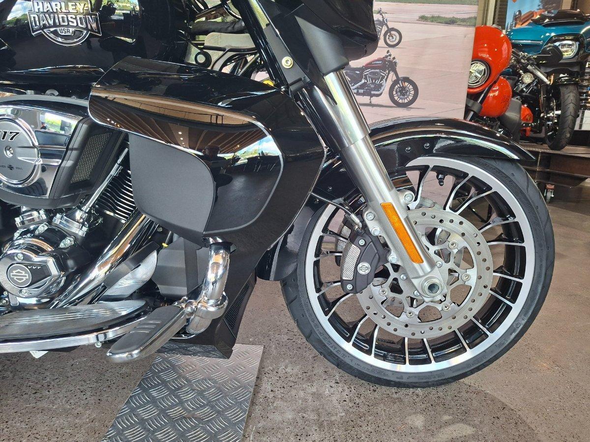 2026 HARLEY-DAVIDSON FLHLT STREET GLIDE 3 LTD (117) CRUISER