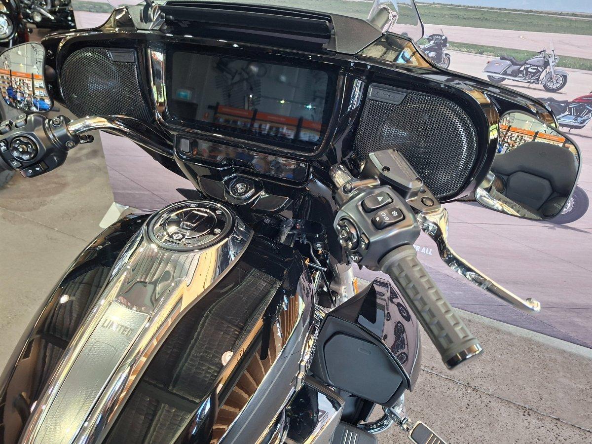 2026 HARLEY-DAVIDSON FLHLT STREET GLIDE 3 LTD (117) CRUISER