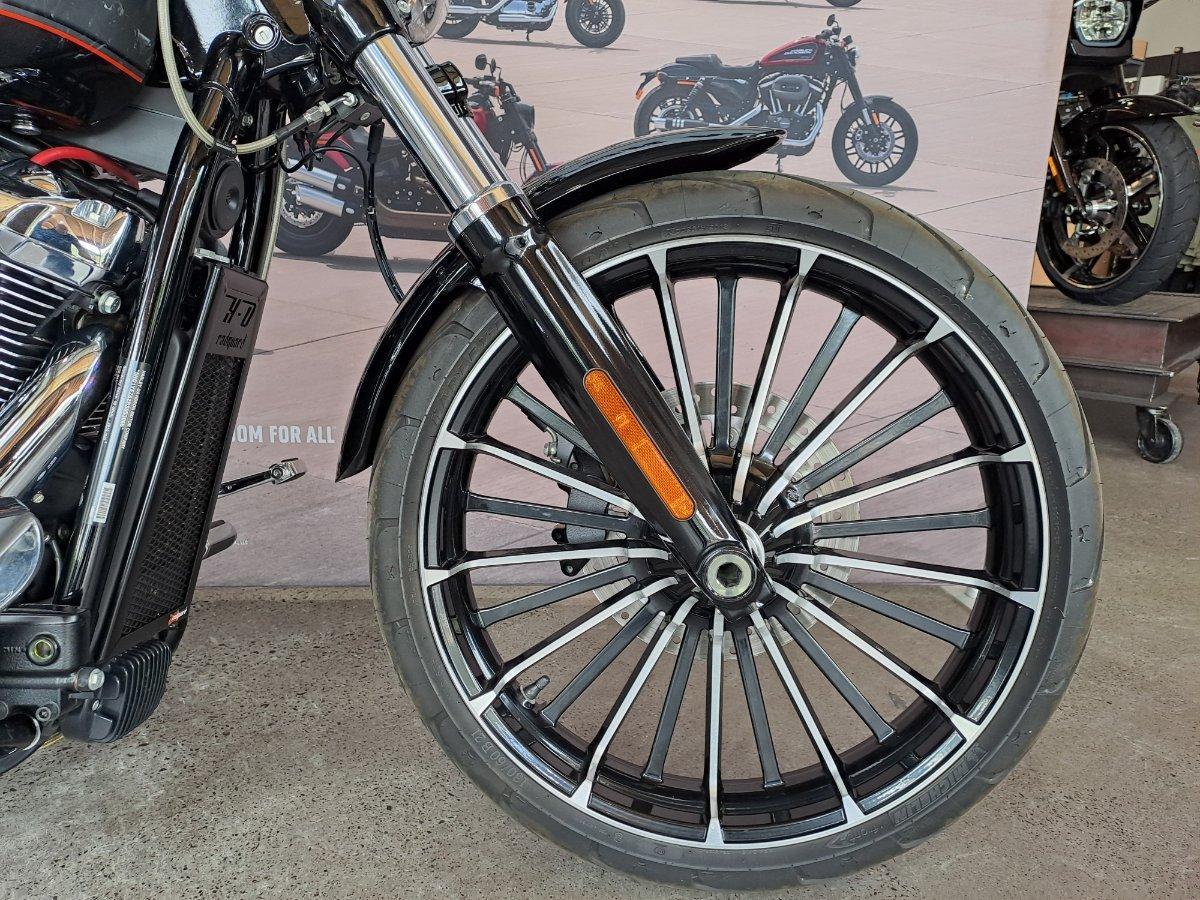 2024 HARLEY-DAVIDSON FXBR BREAKOUT (117) CRUISER