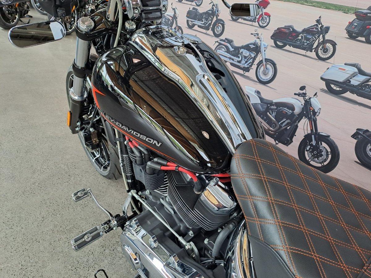 2024 HARLEY-DAVIDSON FXBR BREAKOUT (117) CRUISER