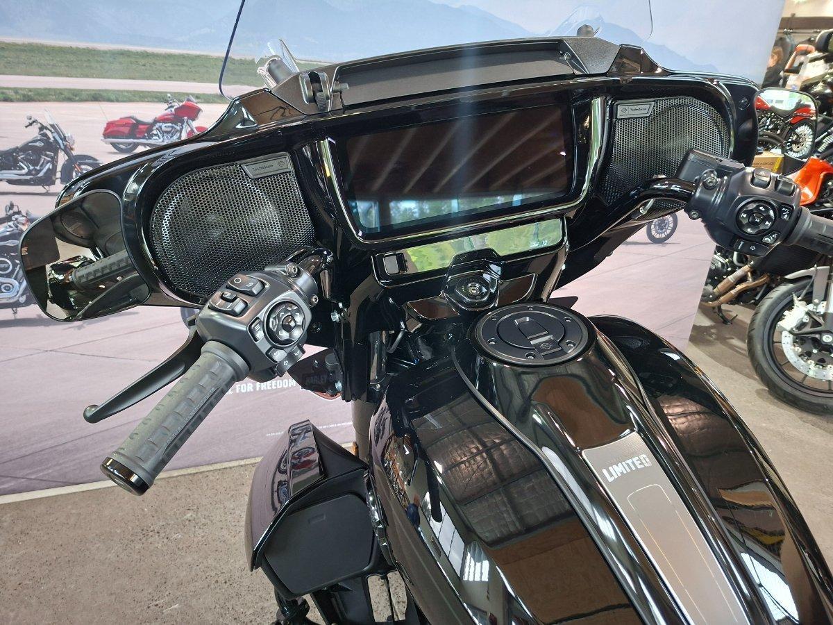 2026 HARLEY-DAVIDSON FLHXL STREET GLIDE LIMITED 117 CRUISER