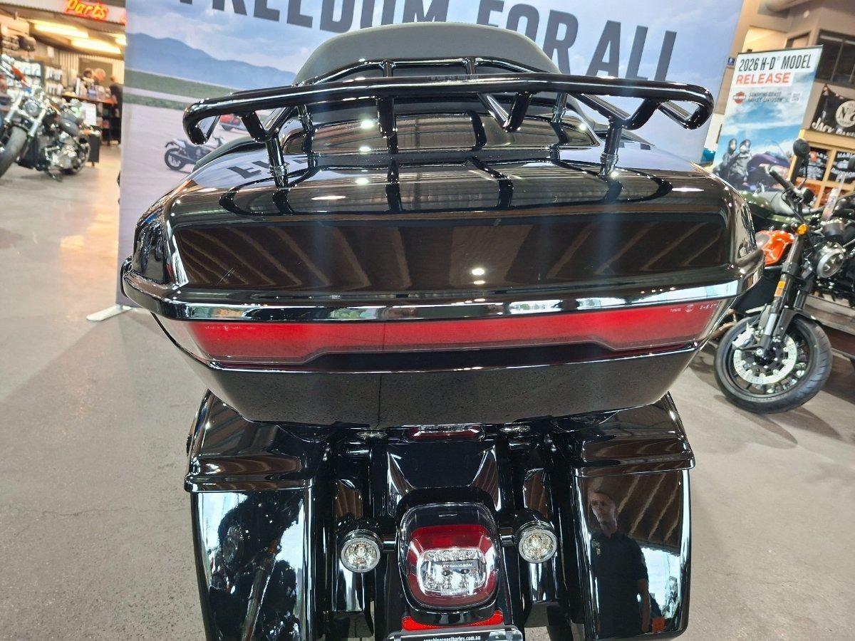 2026 HARLEY-DAVIDSON FLHXL STREET GLIDE LIMITED 117 CRUISER