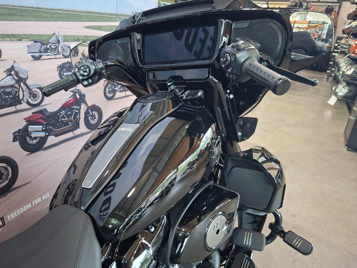 2026 HARLEY-DAVIDSON FLHXL STREET GLIDE LIMITED 117 CRUISER