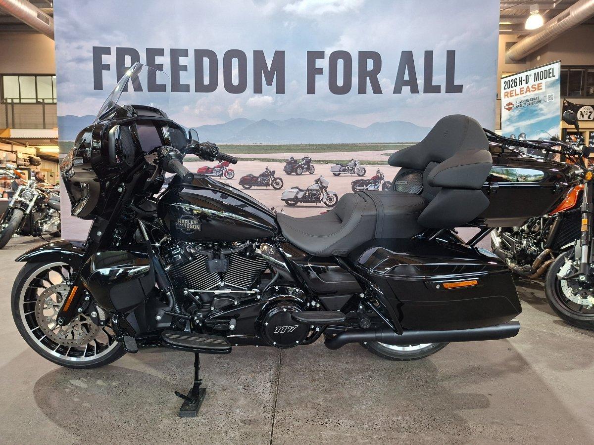 2026 HARLEY-DAVIDSON FLHXL STREET GLIDE LIMITED 117 CRUISER