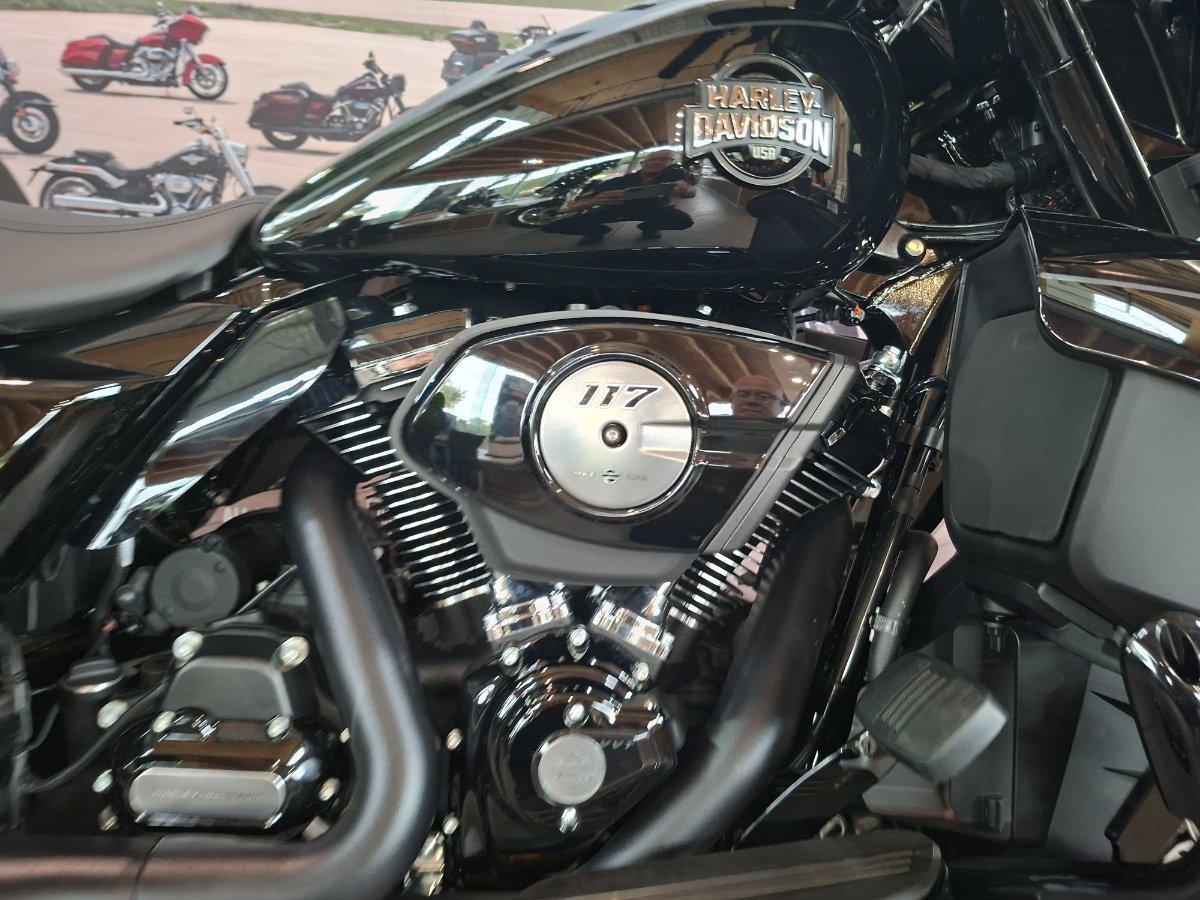 2026 HARLEY-DAVIDSON FLHXL STREET GLIDE LIMITED 117 CRUISER