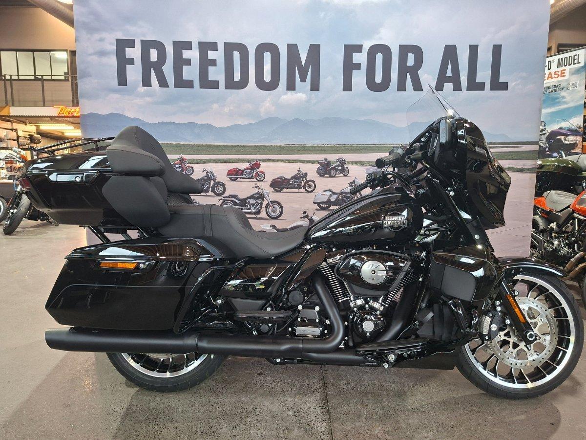 2026 HARLEY-DAVIDSON FLHXL STREET GLIDE LIMITED 117 CRUISER