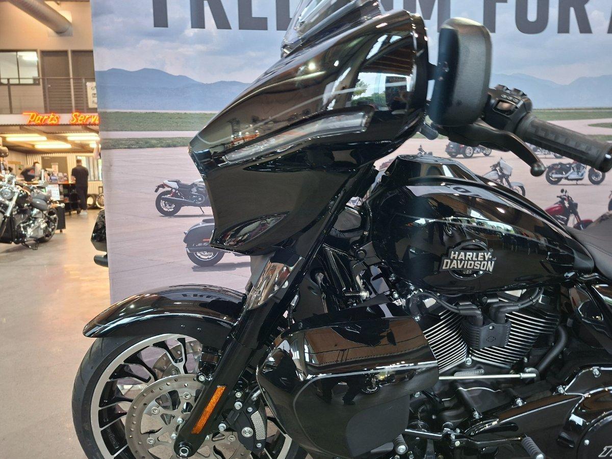 2026 HARLEY-DAVIDSON FLHXL STREET GLIDE LIMITED 117 CRUISER