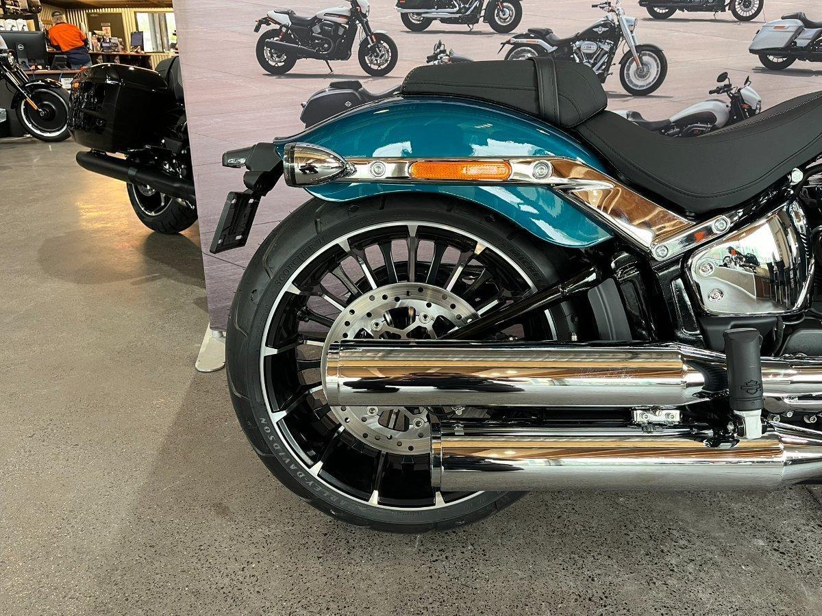 2026 HARLEY-DAVIDSON FXBR BREAKOUT (117) CRUISER