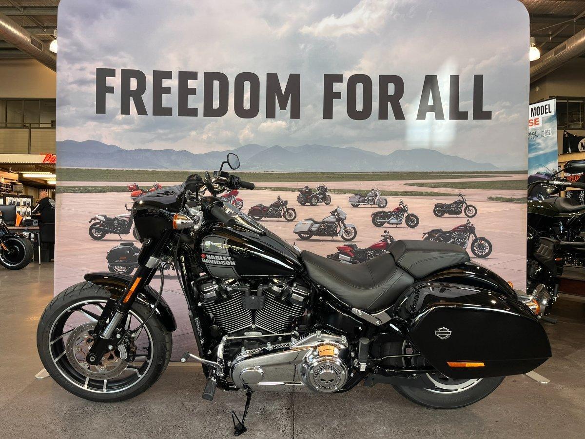 2022 HARLEY-DAVIDSON FLSB SPORT GLIDE (107) CRUISER