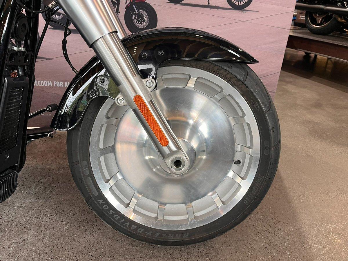 2019 HARLEY-DAVIDSON FLFBS FAT BOY (114) CRUISER