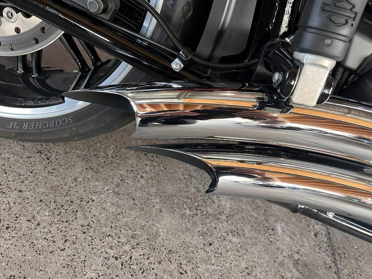 2019 HARLEY-DAVIDSON FXBR BREAKOUT CRUISER