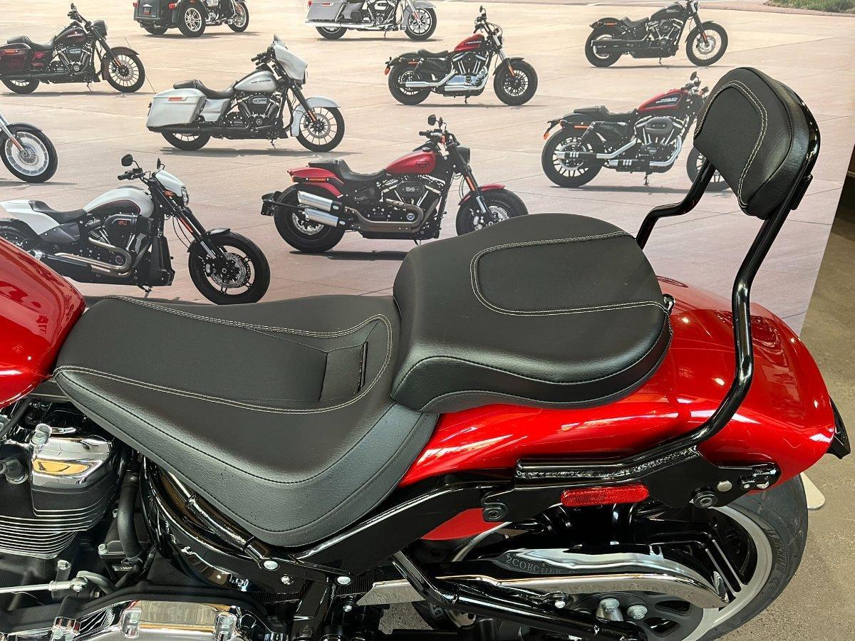 2019 HARLEY-DAVIDSON FXBR BREAKOUT CRUISER