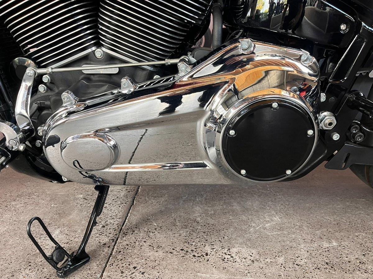 2019 HARLEY-DAVIDSON FXBR BREAKOUT CRUISER