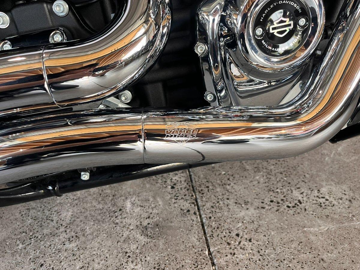 2019 HARLEY-DAVIDSON FXBR BREAKOUT CRUISER